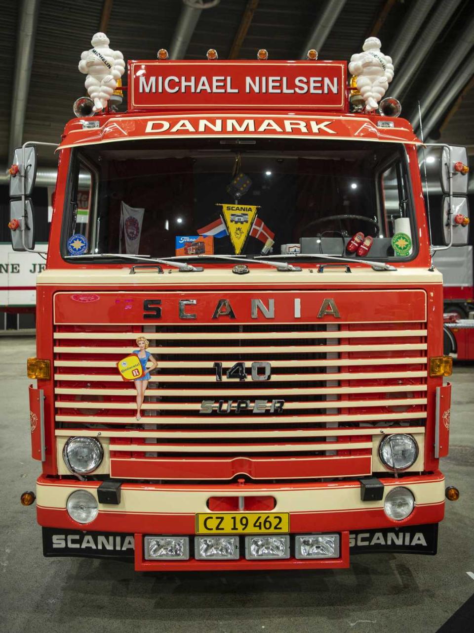 Se Convoy Buddys flotte veteranlastbiler