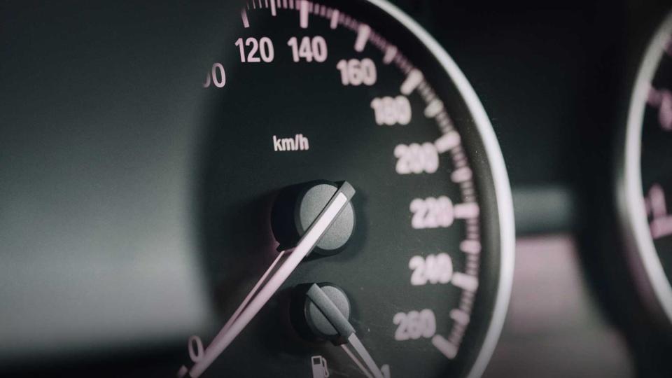 Chassis-komponenter og løsninger